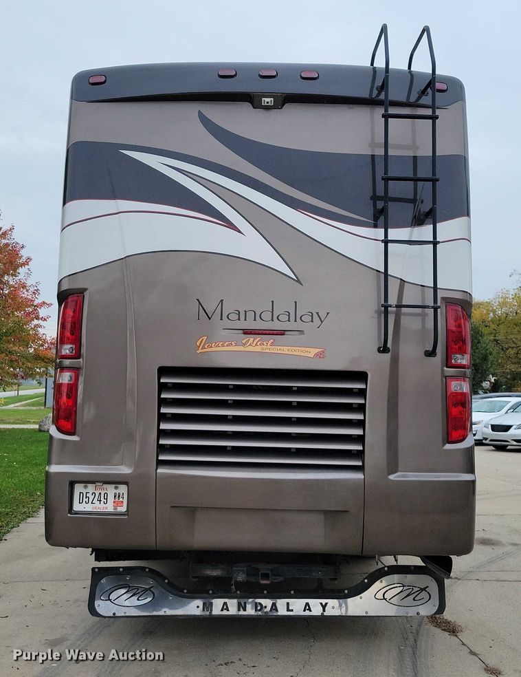 image for item DX6599 2008 Mandalay Lovers Nest RV