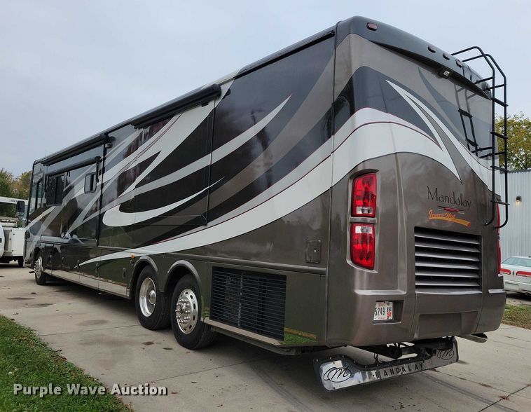 image for item DX6599 2008 Mandalay Lovers Nest RV