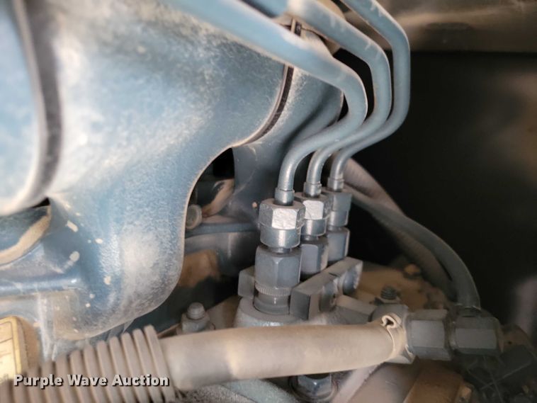 image for item DX6599 2008 Mandalay Lovers Nest RV