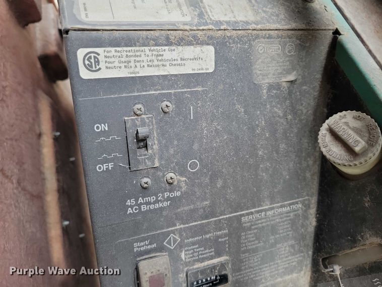 image for item DX6599 2008 Mandalay Lovers Nest RV