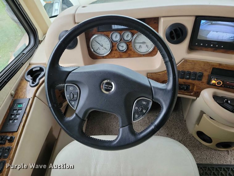 image for item DX6599 2008 Mandalay Lovers Nest RV