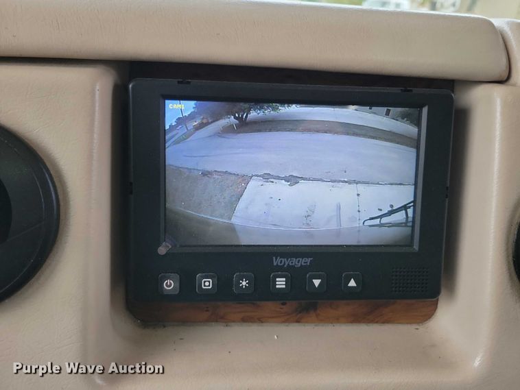 image for item DX6599 2008 Mandalay Lovers Nest RV