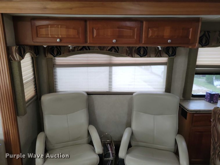 image for item DX6599 2008 Mandalay Lovers Nest RV