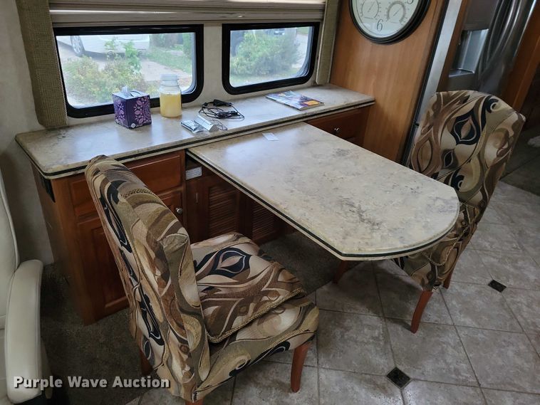 image for item DX6599 2008 Mandalay Lovers Nest RV