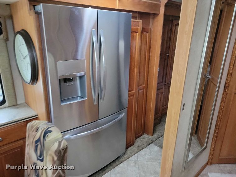 image for item DX6599 2008 Mandalay Lovers Nest RV