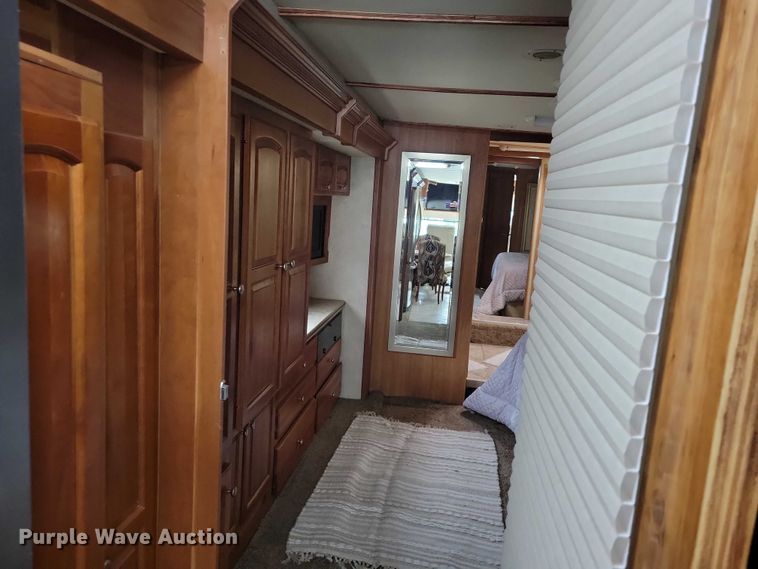 image for item DX6599 2008 Mandalay Lovers Nest RV