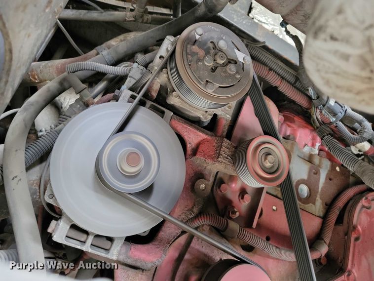 image for item DX6599 2008 Mandalay Lovers Nest RV