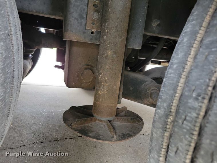 image for item DX6599 2008 Mandalay Lovers Nest RV