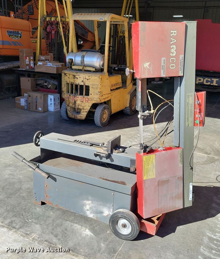 image for item DX6600 Ramco RS100P band saw