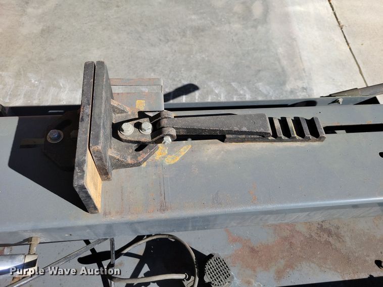 image for item DX6600 Ramco RS100P band saw