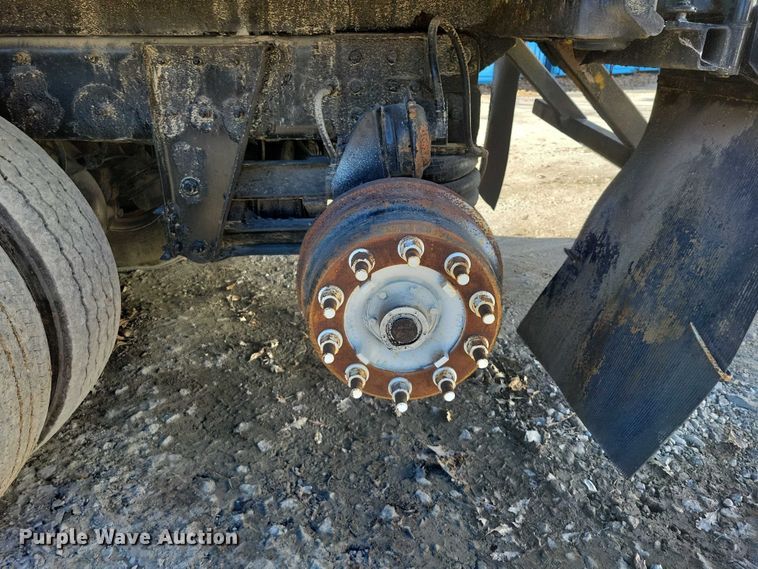 image for item DX6601 2004 Mack  600 refuse truck