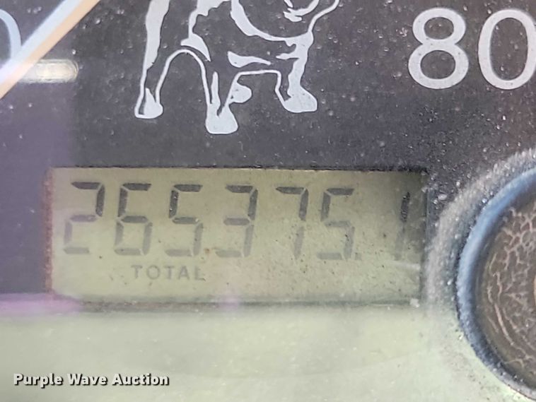 image for item DX6601 2004 Mack  600 refuse truck