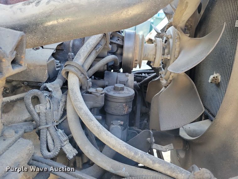 image for item DX6601 2004 Mack  600 refuse truck