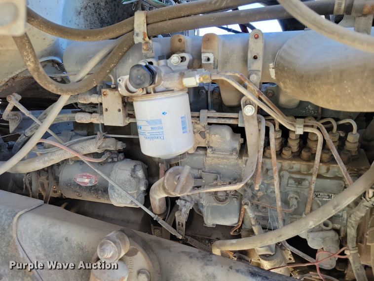 image for item DX6602 1988 Ford L8000 truck cab and chassis