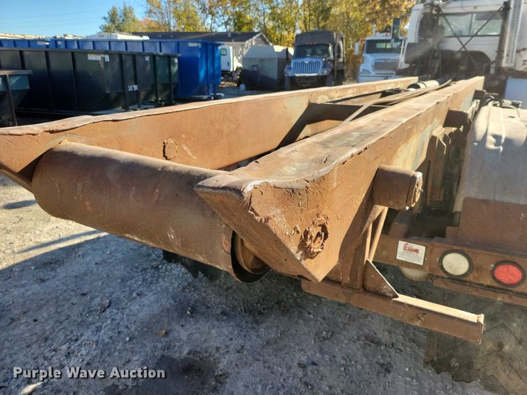 image for item DX6603 1986 White Xpeditor WX roll-off container truck