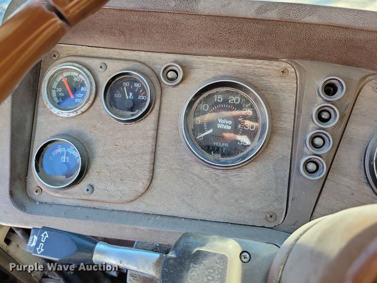 image for item DX6603 1986 White Xpeditor WX roll-off container truck