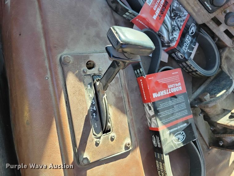 image for item DX6603 1986 White Xpeditor WX roll-off container truck