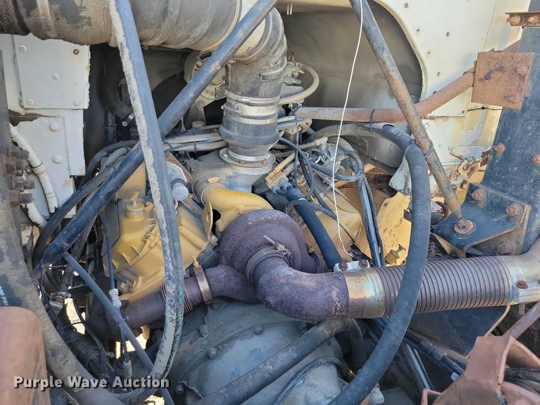 image for item DX6603 1986 White Xpeditor WX roll-off container truck