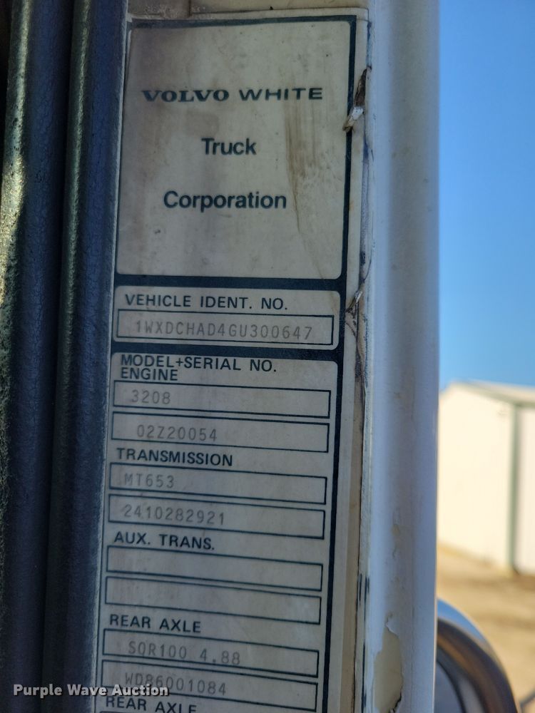 image for item DX6603 1986 White Xpeditor WX roll-off container truck