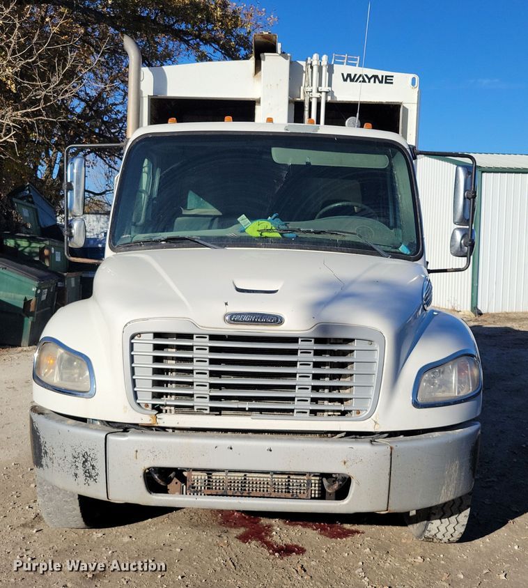 image for item DX6604 2009 Freightliner  Business Class M2 refuse truck
