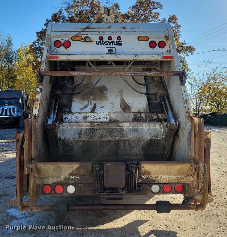 image for item DX6604 2009 Freightliner  Business Class M2 refuse truck