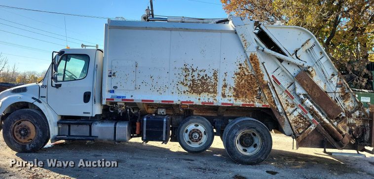 image for item DX6604 2009 Freightliner  Business Class M2 refuse truck