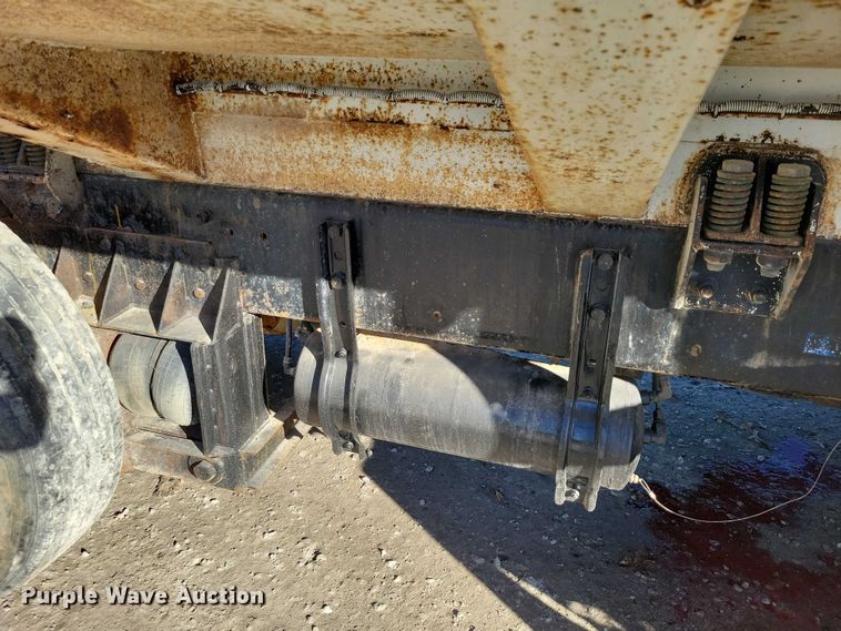 image for item DX6604 2009 Freightliner  Business Class M2 refuse truck