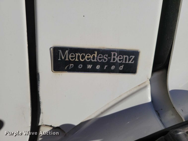 image for item DX6604 2009 Freightliner  Business Class M2 refuse truck