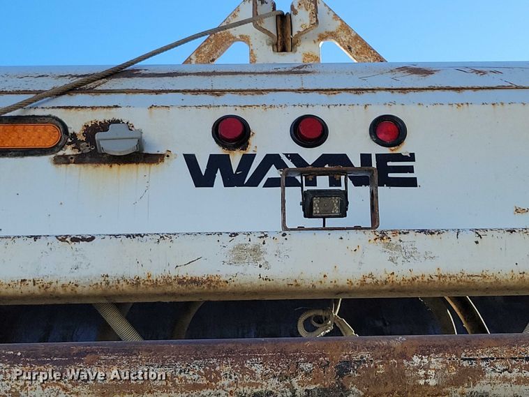 image for item DX6604 2009 Freightliner  Business Class M2 refuse truck