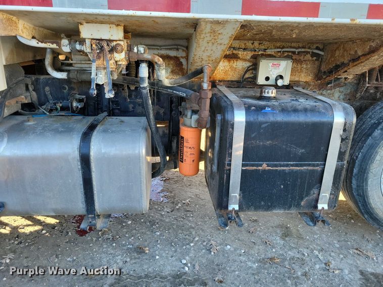 image for item DX6604 2009 Freightliner  Business Class M2 refuse truck