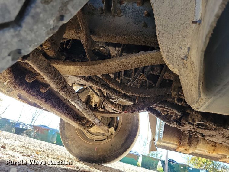 image for item DX6604 2009 Freightliner  Business Class M2 refuse truck