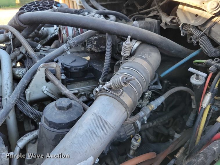 image for item DX6604 2009 Freightliner  Business Class M2 refuse truck