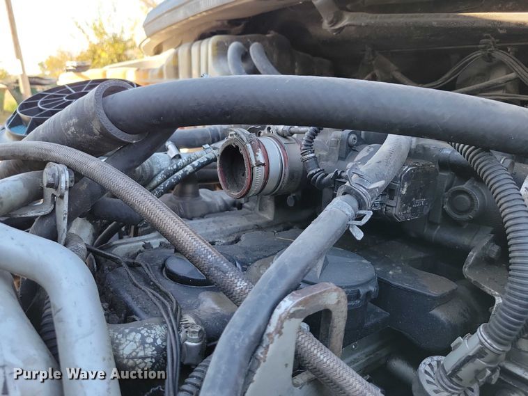 image for item DX6604 2009 Freightliner  Business Class M2 refuse truck