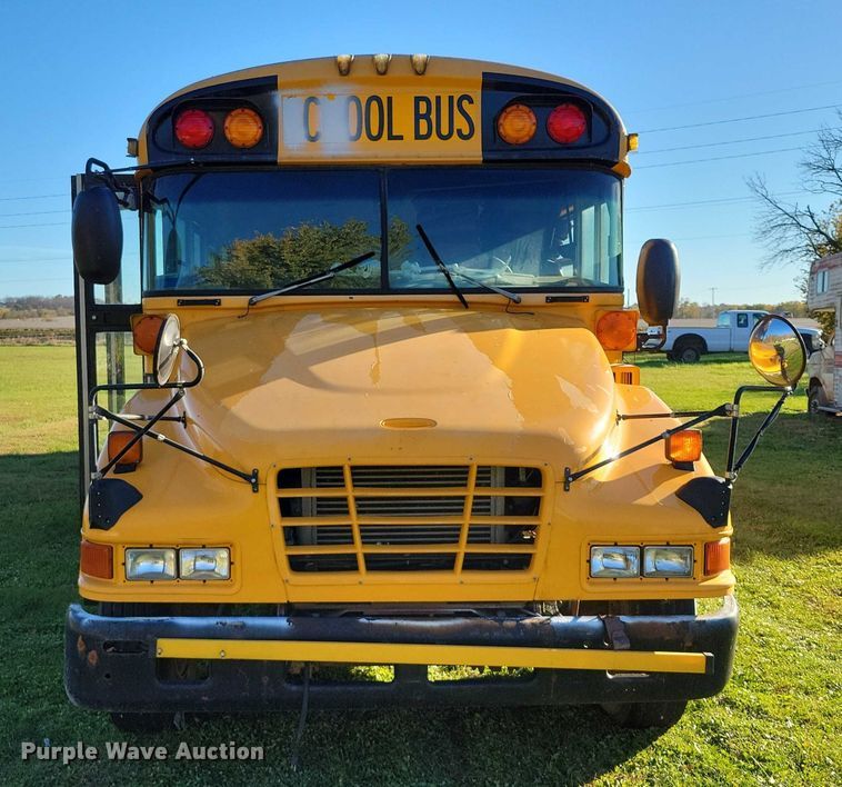 image for item DX6605 2006 Blue Bird school bus