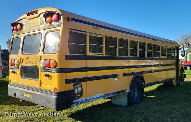image for item DX6605 2006 Blue Bird school bus