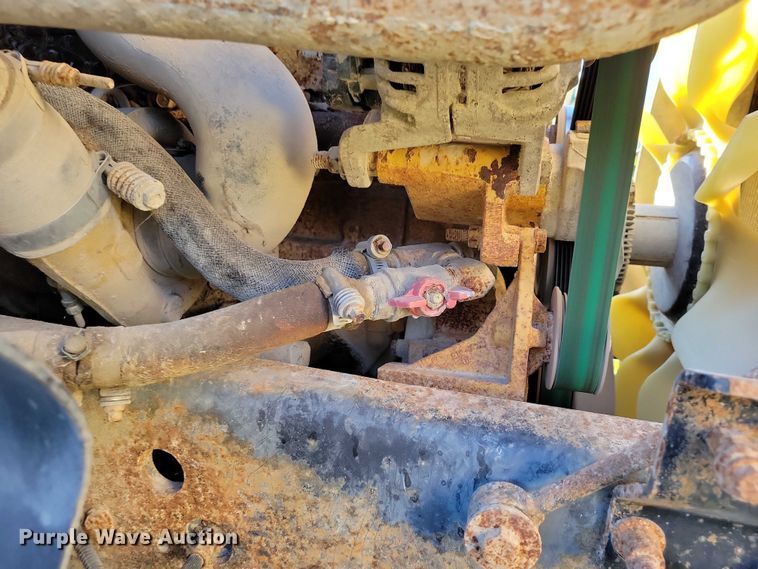 image for item DX6605 2006 Blue Bird school bus