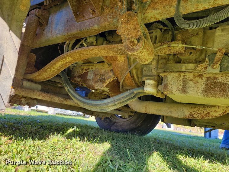 image for item DX6605 2006 Blue Bird school bus