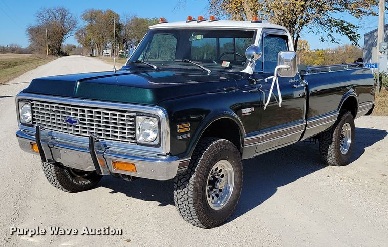 image for item DX6625 1972 Chevrolet K20 Super Custom Camper pickup truck