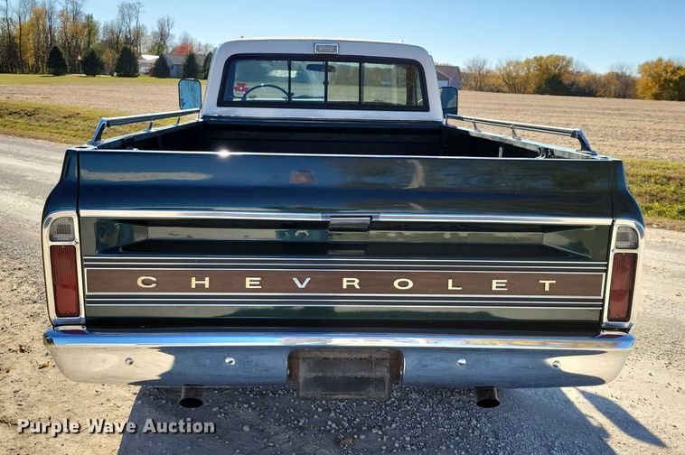 image for item DX6625 1972 Chevrolet K20 Super Custom Camper pickup truck