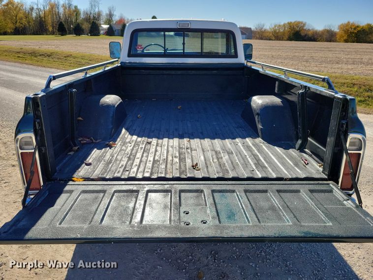 image for item DX6625 1972 Chevrolet K20 Super Custom Camper pickup truck