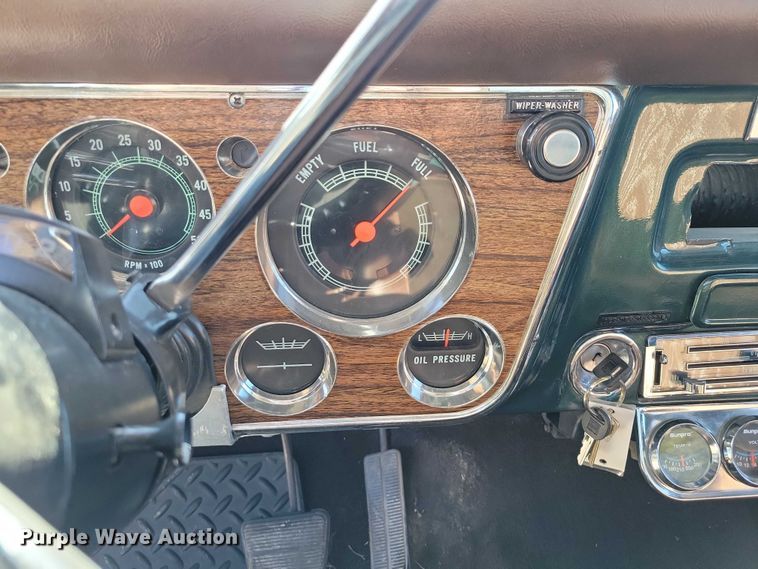 image for item DX6625 1972 Chevrolet K20 Super Custom Camper pickup truck