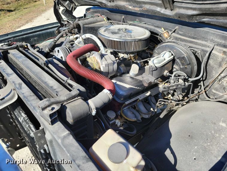 image for item DX6625 1972 Chevrolet K20 Super Custom Camper pickup truck