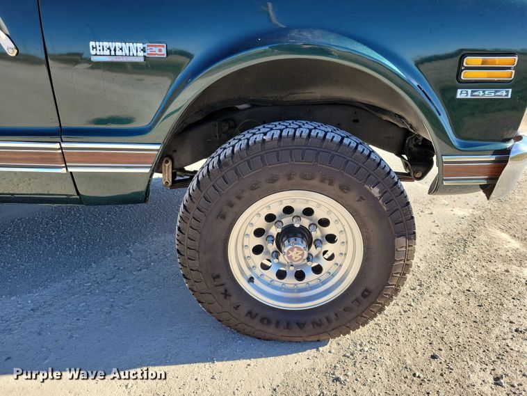 image for item DX6625 1972 Chevrolet K20 Super Custom Camper pickup truck