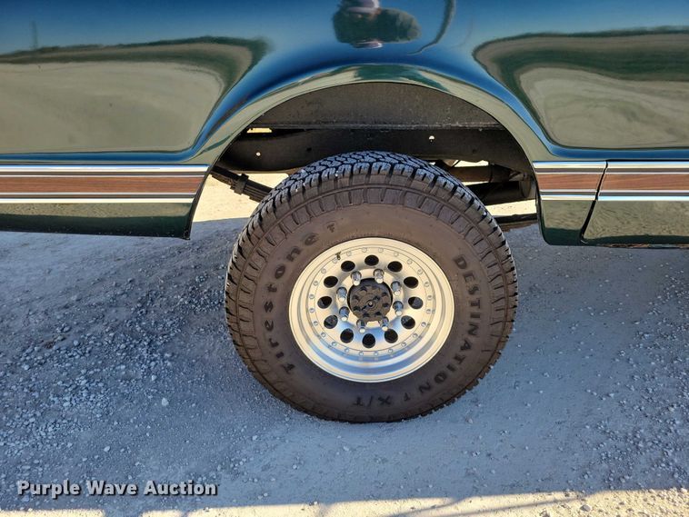 image for item DX6625 1972 Chevrolet K20 Super Custom Camper pickup truck