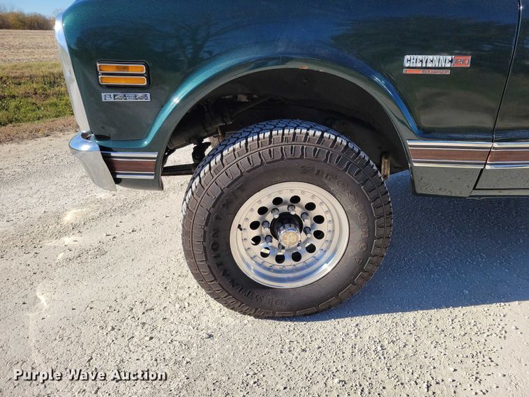 image for item DX6625 1972 Chevrolet K20 Super Custom Camper pickup truck