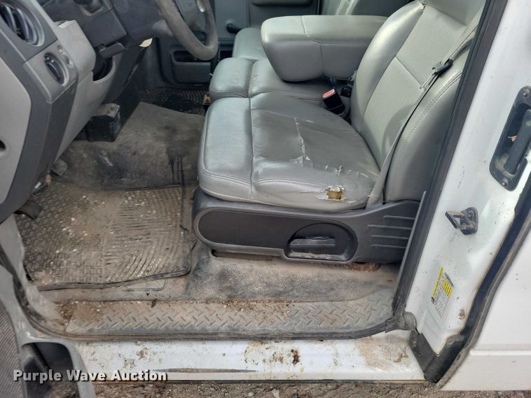 image for item DX6629 2008 Ford F150 pickup truck