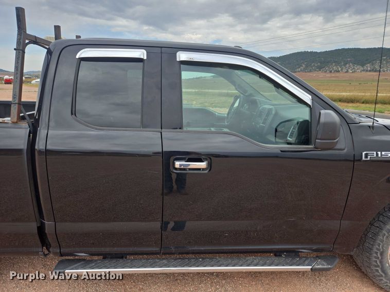 image for item DY1221 2016 Ford F150 XLT SuperCab pickup truck