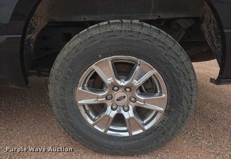 image for item DY1221 2016 Ford F150 XLT SuperCab pickup truck