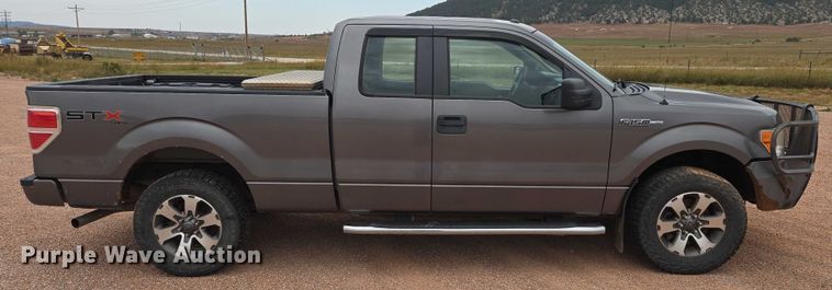 image for item DY1222 2013 Ford F150 STX SuperCab pickup truck