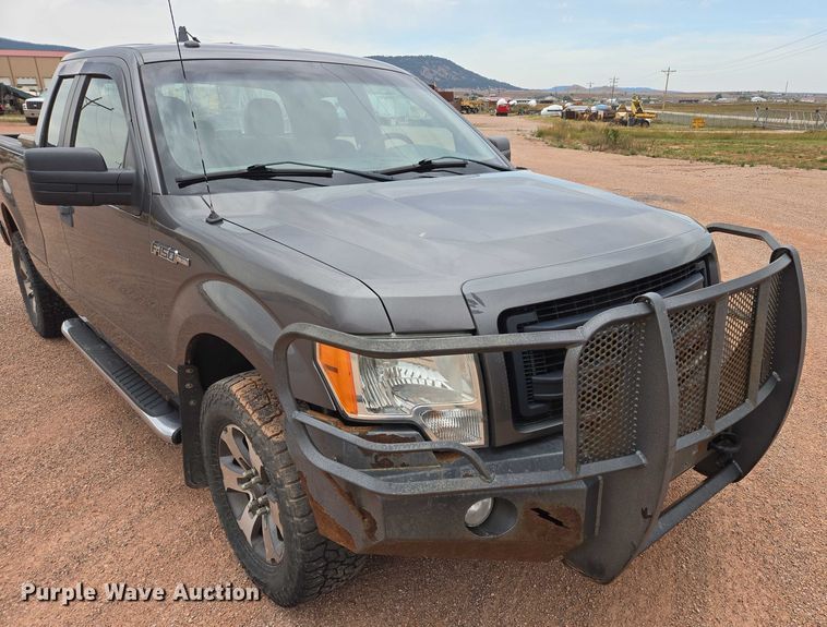 image for item DY1222 2013 Ford F150 STX SuperCab pickup truck